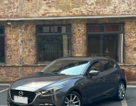 【马自达二厢车图片价格,马自达二厢版2020】