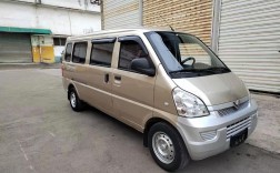 二手五菱荣光／二手五菱荣光加长版面包车