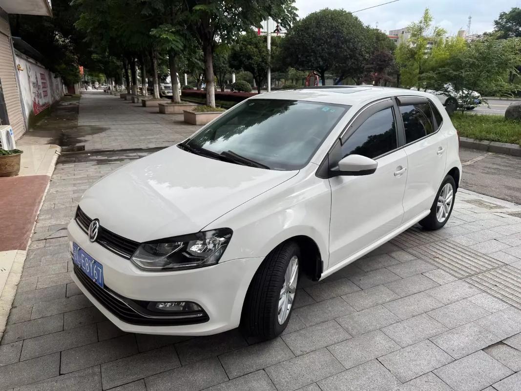 菠萝二手车报价及图片,二手波罗汽车