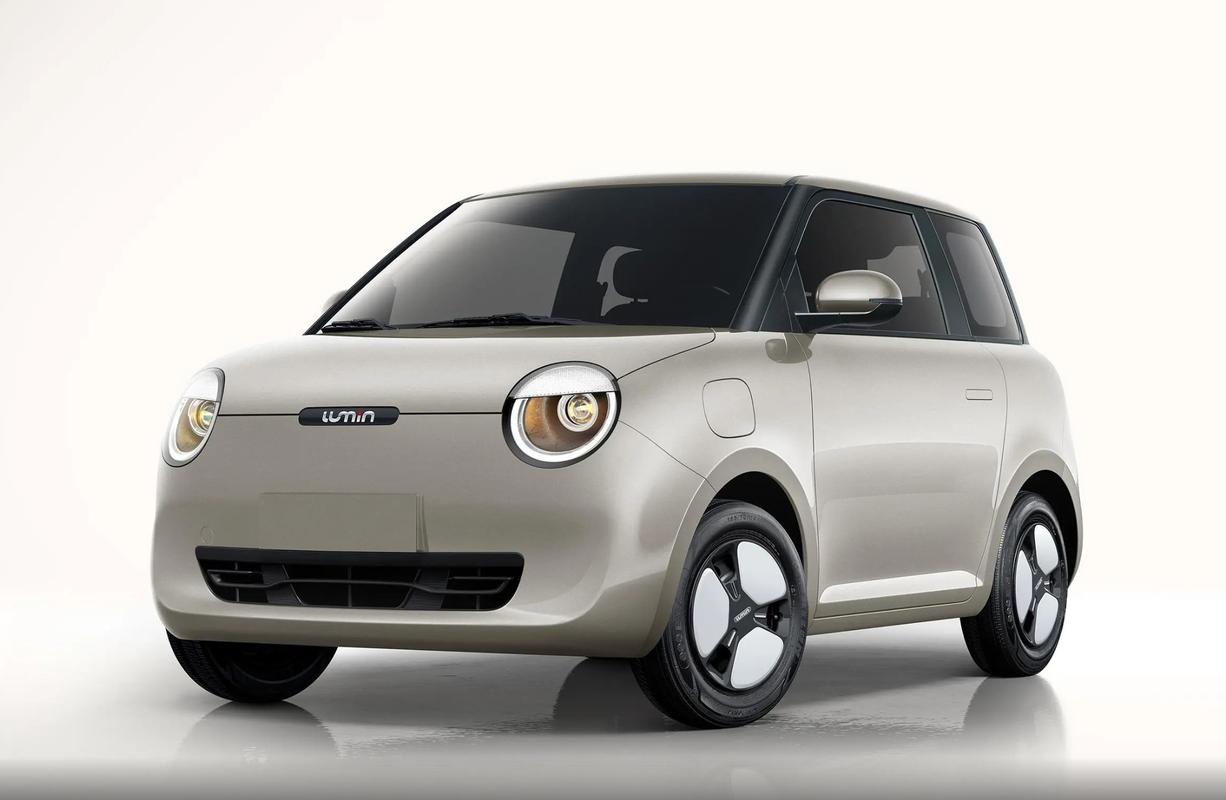 新能源迷你小汽车 新能源迷你小轿车