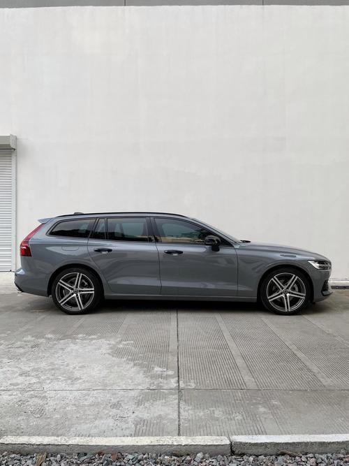 老款沃尔沃v60(老款沃尔沃v60改装)