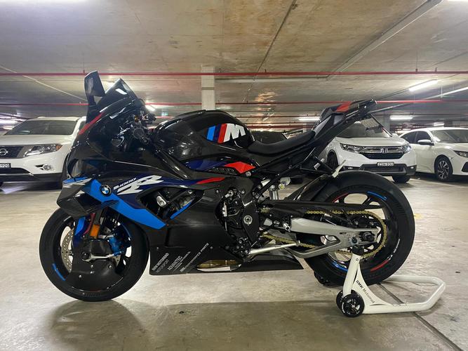 宝马改装车,宝马改装车1000马力