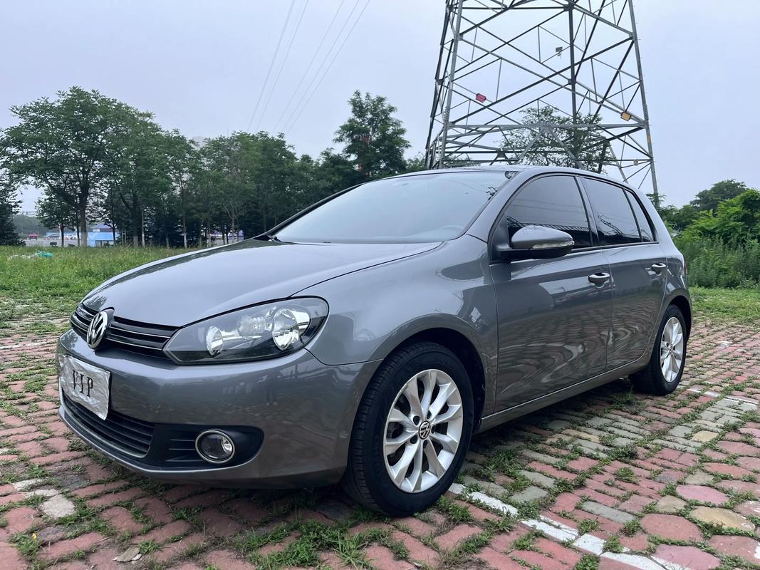 大众高尔夫小钢炮价格(大众高尔夫小钢炮车型图片)