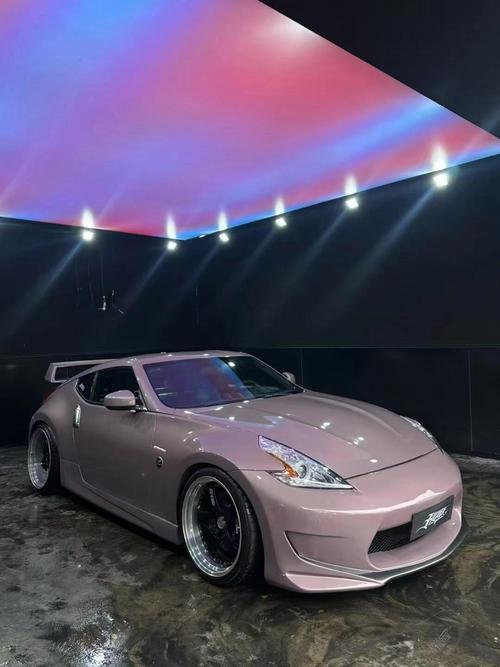 日产小跑车370z(日产跑车z370多少钱)