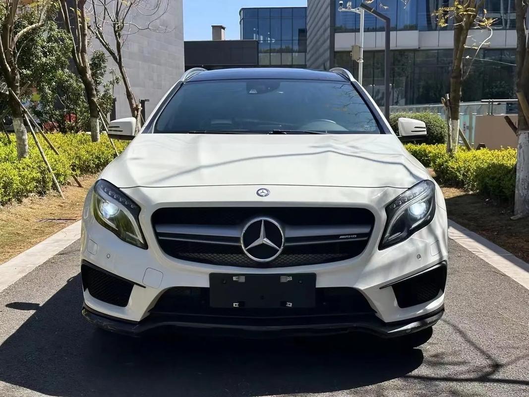 奔驰glaamg45s,奔驰GLAAMG35价格