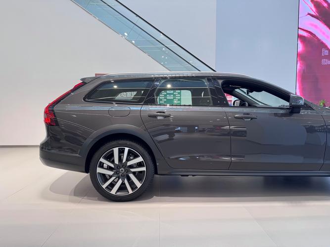 沃尔沃v90怎么样值得购买吗 沃尔沃v90值得入手吗