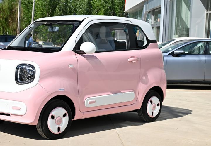 小型代步新能源汽车,新能源微型代步车