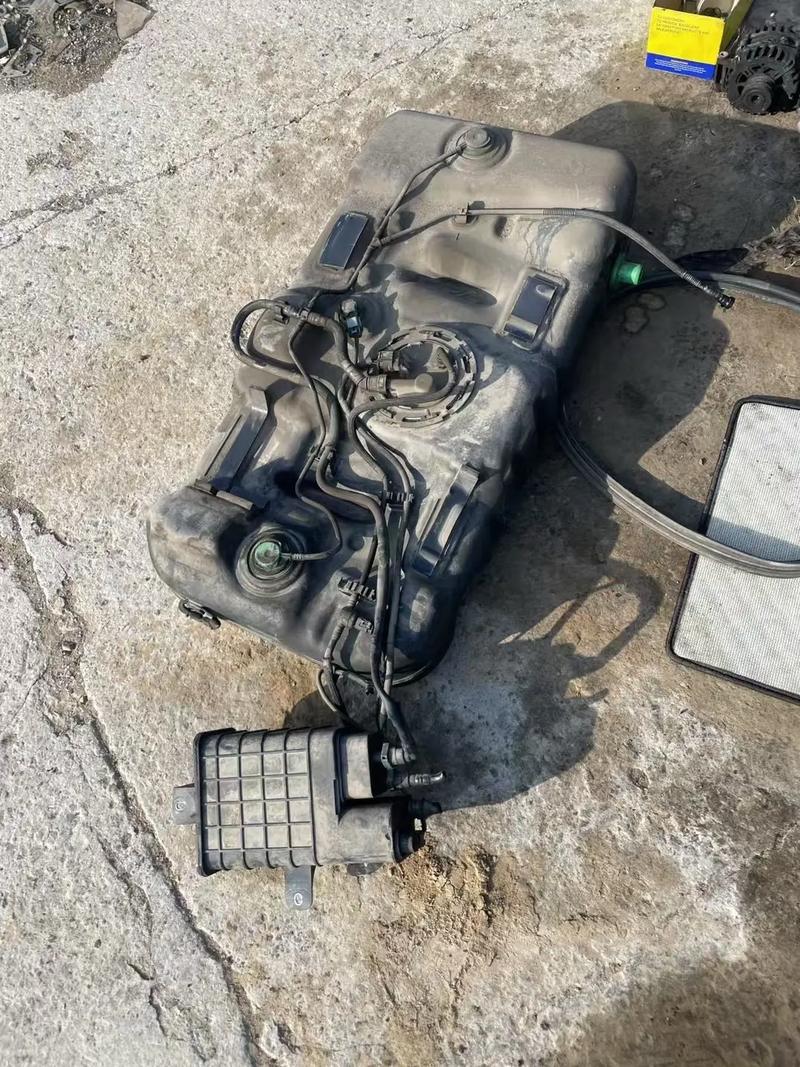 指南者2017的油箱,指南者 油箱