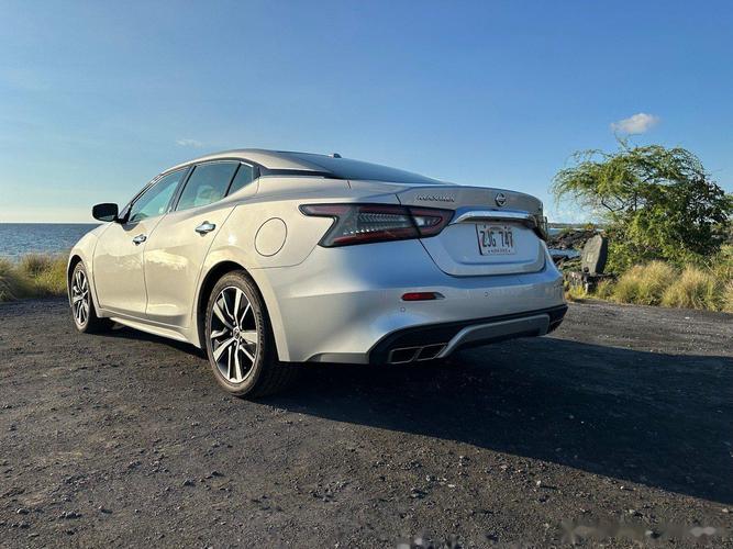 日产maxima西马老款/日产西马2021