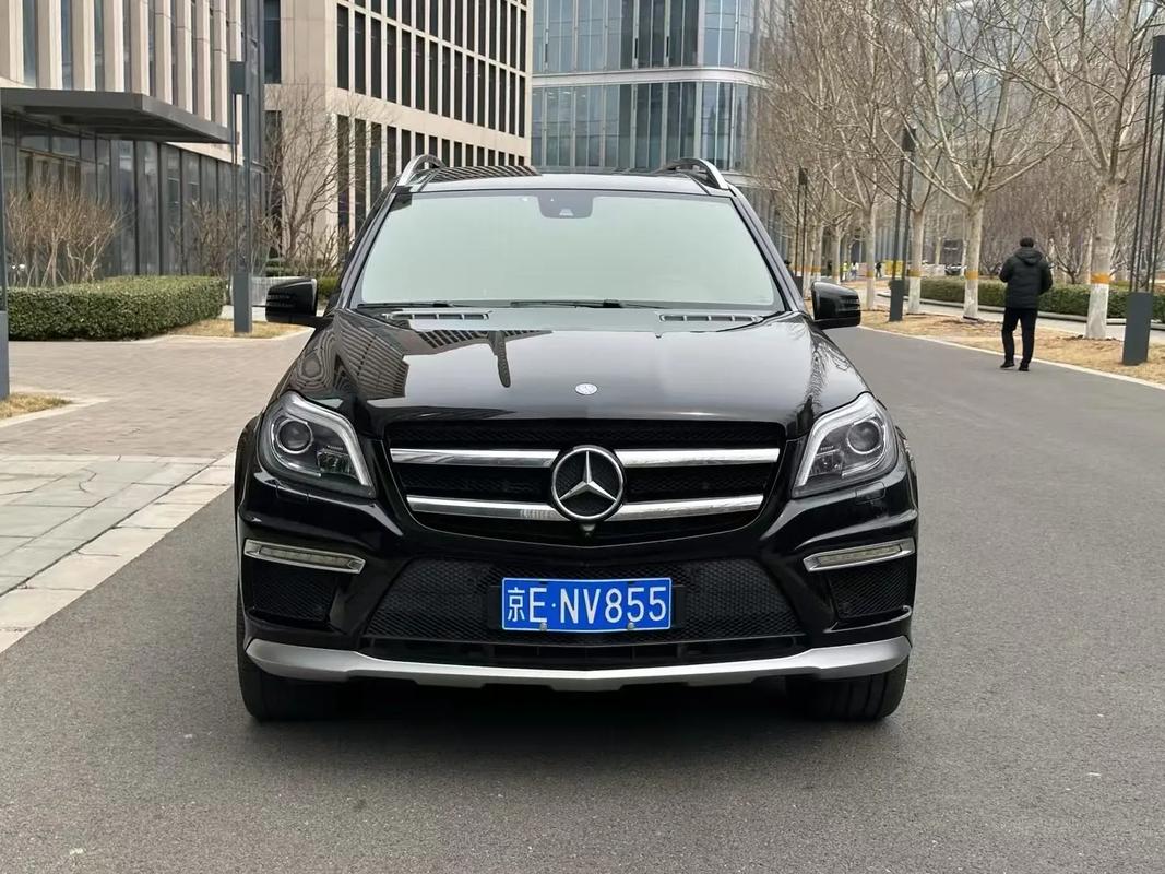 奔驰gl63多少钱(奔驰gl630新款多少钱)